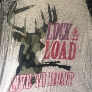 LAST CHANCE💥 Live to Hunt shirt